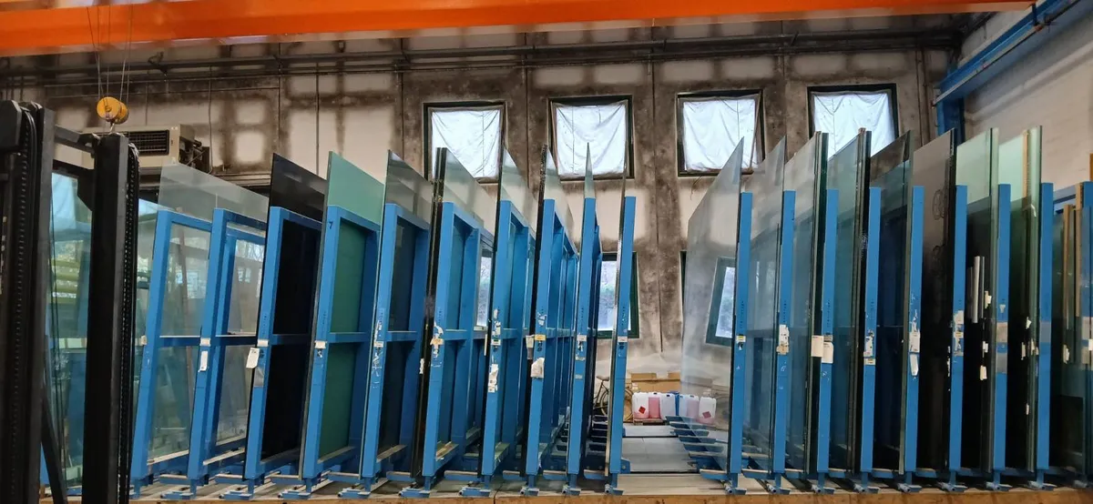 Magazzino lastre con rack di stoccaggio